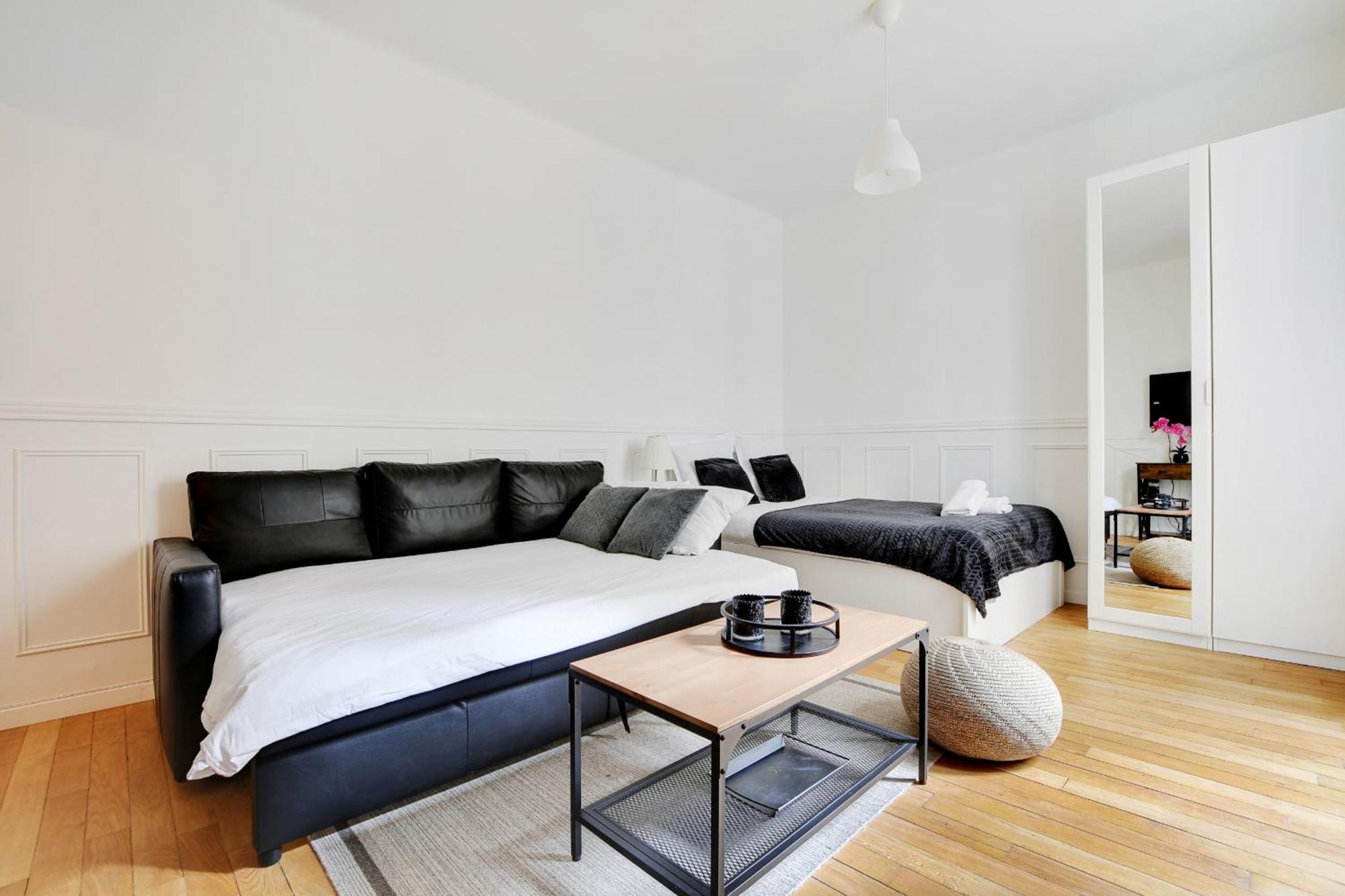 Apartment Louvre In Saint-germain Ideal For Visiting *